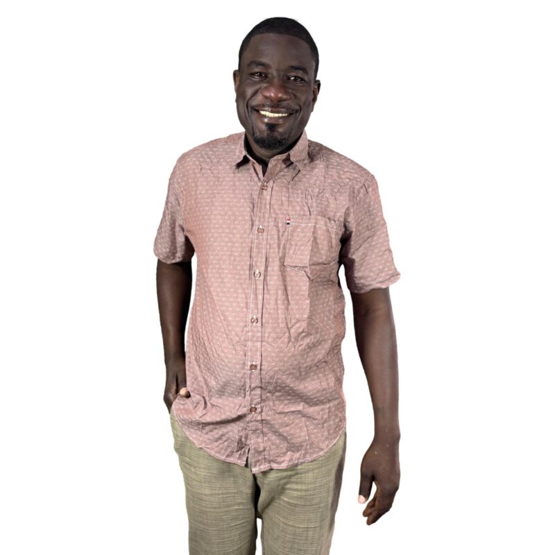 Chemise manches courtes classique