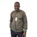 Vestes Lacoste pour homme – Style et élégance intemporelle