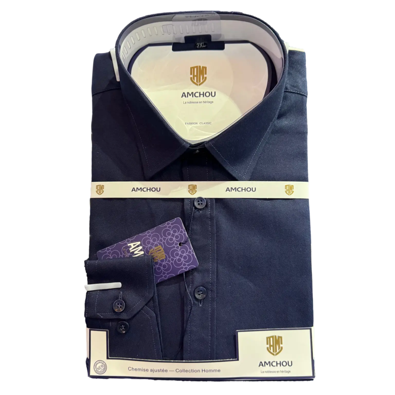 Chemise élégante pour homme à Dakar, manches longues et courtes, unie et à motifs, collection AMCHOU, style moderne et confortable.